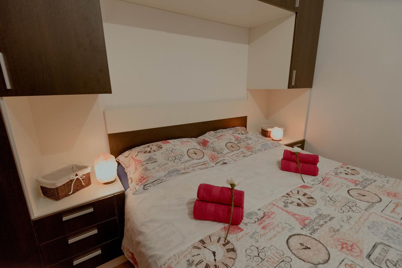 Apartman Fjaka Szybenik Zewnętrze zdjęcie
