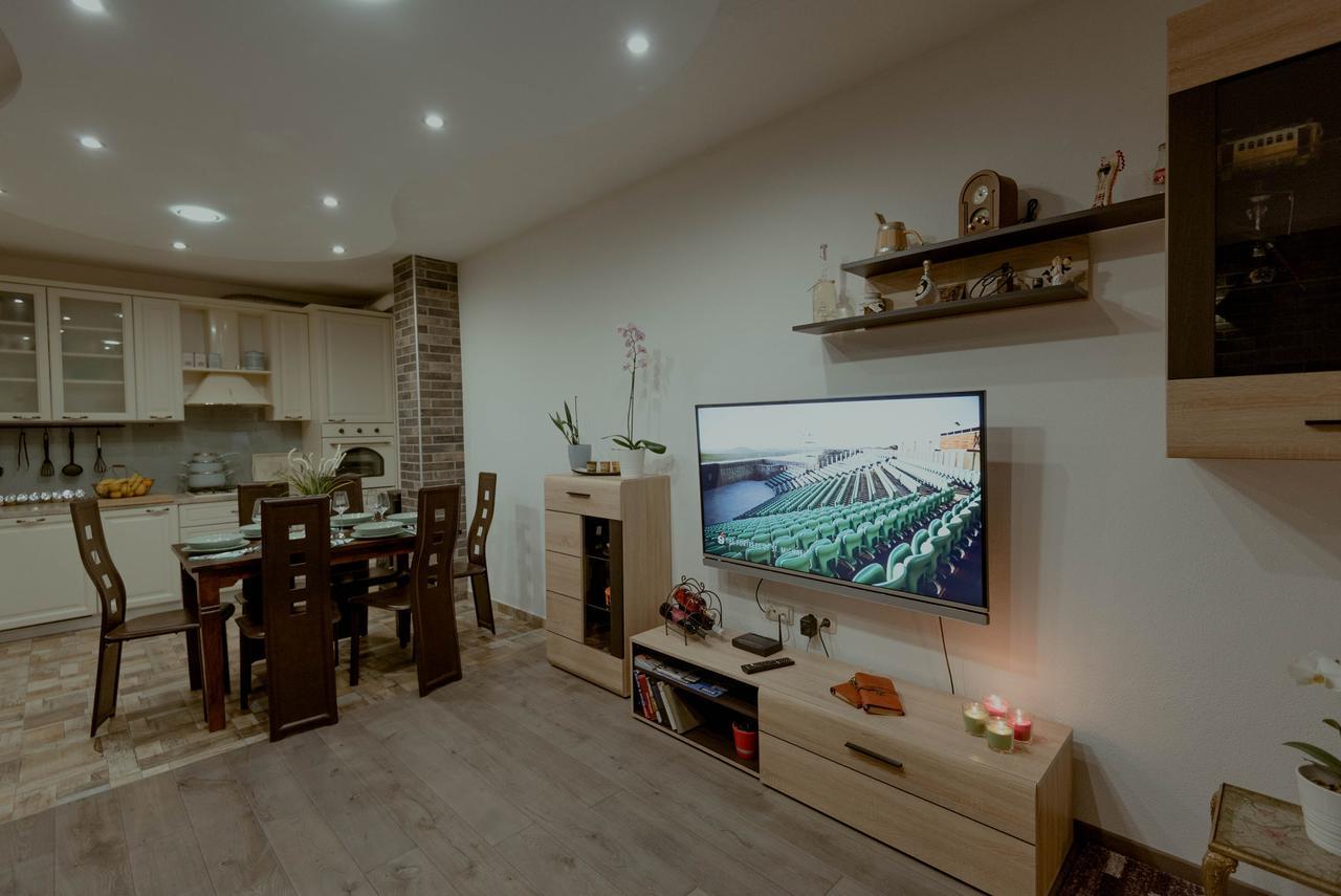 Apartman Fjaka Szybenik Zewnętrze zdjęcie
